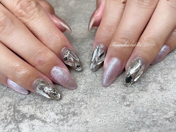 ツメカザリ 西金沢店(TsumekazaRi)