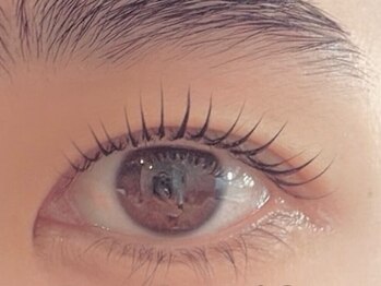 ブリリオ 三崎店(Brilho)の写真/【まつ毛に優しい次世代まつ毛パーマ】自然なカールでぱっちりお目元へ☆理想の仕上がりに導きます＊