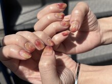 トレンドのデザインもeclait nailsならみんなと差が付く