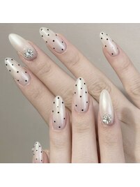 ドットネイルデザイン