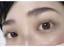 シェリー(Cheri)/ハリウッドブロウリフト