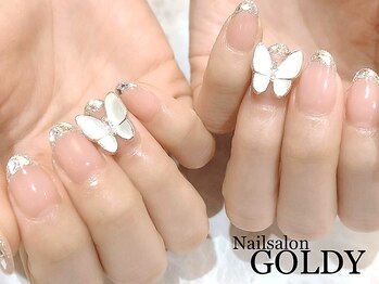 ネイルサロン ゴールディ(NAIL SALON GOLDY)の写真/【オフ込&アート込】Stylishコース初回¥6200☆上品系からニュアンス系まで選べるデザイン多数！