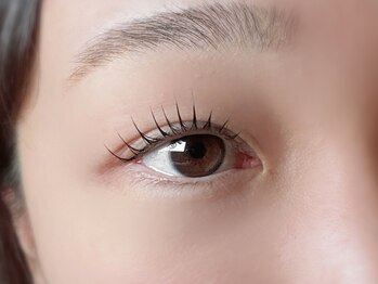 スカイフラワー アイ ネイル(sky flower)/束感まつ毛パーマ