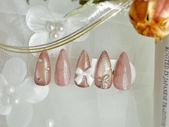 マドンナ ネイル(Madonna Nails)/