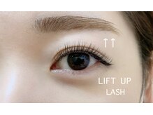 ラグシスペア(Luxis Pear.)/リフトアップラッシュ