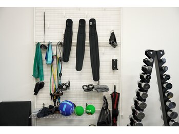 フォロー(FOLLOW)/