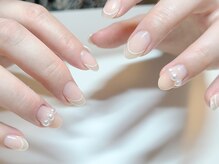 ネイルアンドまつげエクステ専門サロン スリー(THREE)/ミラー囲みフレンチ