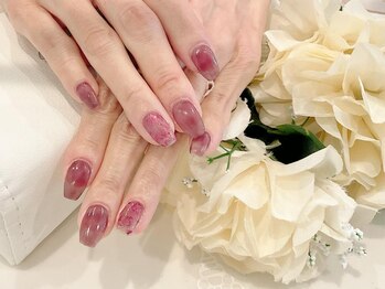 ブリエカドー(Briller Cadeau)/シアーカメリアネイル