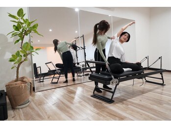 ラクナル 福岡市東区店(Laknal)/ピラティス風景