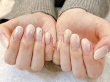 フチュール(futur)/ホワイトパールグラデ♪