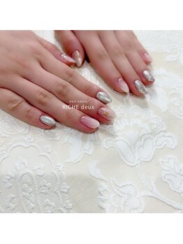 リッシュ ドゥ(RICHE deux)/押し花アートネイル