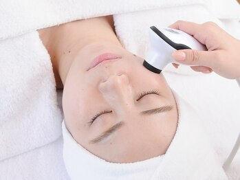 デイズ(Days.)の写真/【看護師による肌質改善ケア】最新プラズマシャワー×毛穴洗浄で透明感のあるみずみずしいお肌に！