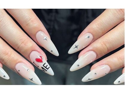 モニカ(Monica)の写真