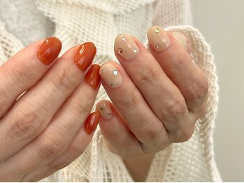 グレースネイルファクトリー(grace'nail factory)の写真/《心も爪も輝く至福のネイルサロン》シンプル・ニュアンスなどショートネイルならではのデザインをご提案♪