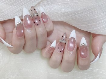 美玉フレンチワンホンネイル