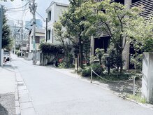 イントゥーナイン 表参道店(Into9)/地下鉄表参道駅からの経路４