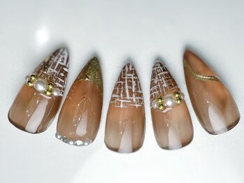 マドンナ ネイル(Madonna Nails)/