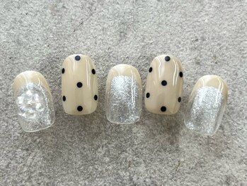 ブロンシュ(Blanche)/6200yenDesign