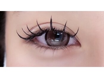 ブレア 射水小杉店(BLEA)の写真/    自まつげを挟んでしっかり密着。濃さとモチを叶えるダブルフラット