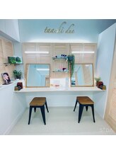 タアチ ドゥーエ(taachi due)/