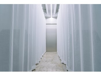 ザ ブロウ 渋谷店(THE BROW)/THE BROW［眉毛 渋谷 メンズ］