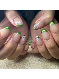 ミラーフレンチネイル