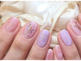 シースルーネイル。