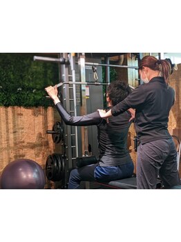 ジム・パーソナルトレーニング・加圧