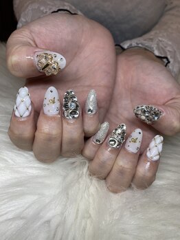 カットアンドスタイル クラウン(Cut & Style Clown)/横浜/ジェル/スカルプ/長さだし