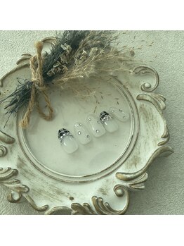 アイコニック ネイルアンドアイ 長久手店(ICONIQ nail&eye)/11月デザイン定額