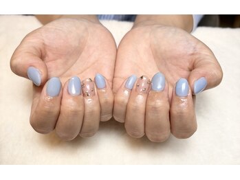 モグノルネイル(mogu.noru.nail)/マット×金粉アート
