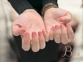 ピンク　グラデーション