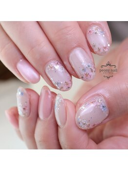 ピオニーネイル(peony nail)/淡いピンクとブルーの押し花