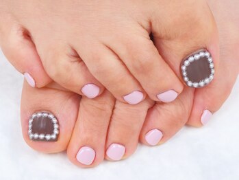 フラッシュネイル SORIO宝塚店/フット☆デザインコ-ス