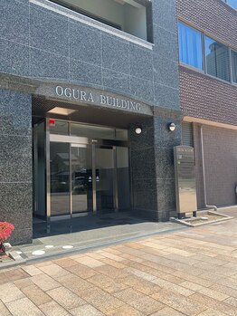 スラン(Slan)/建物入り口はこちらです★