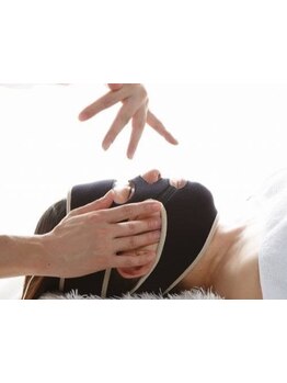 ホウレイ線・たるみ改善！予防ケア