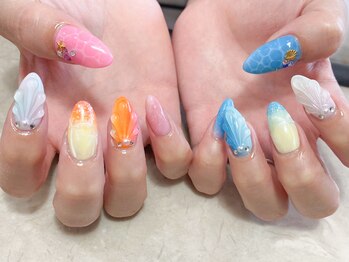 テラス(TERRACE)/海感満載カラフルガーリーネイル