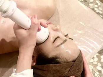 クレールアンジュ(ClairAnge)の写真/透明感あふれる白肌へ♪徹底美白ケアでワンランク上の素肌美を！
くすみやシミが気になるあなたに…◎