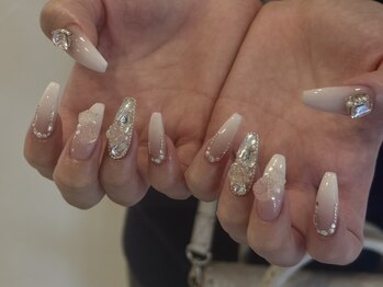 ケファ(gaehwa)の写真/【自爪に優しいフィルイン導入】華やかで美しい指先も当店にお任せ♪カラーの調合や持ち込みデザインも◎