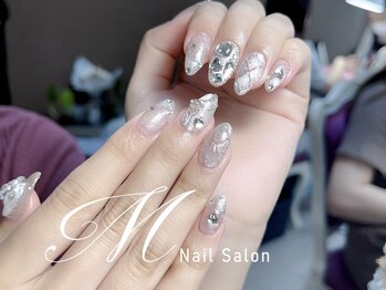 エム 池袋店(M)/