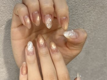 ニュアンス×マグネット秋ネイル