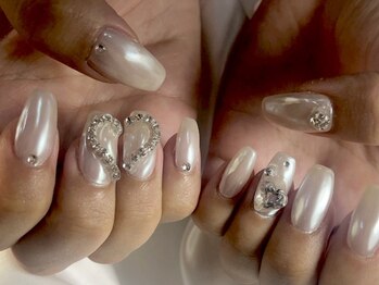 ホワイトミラー