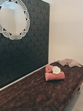 ニコルビューティー 高槻 南平台店(NiKOR beauty) エステ空間 