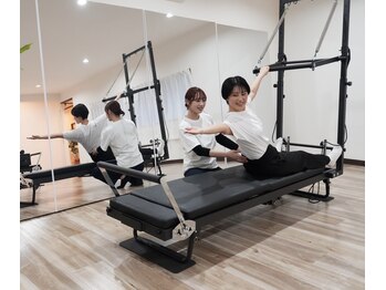 ラクナル 福岡市東区店(Laknal)/ピラティス風景