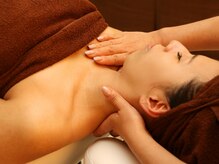 シキ(SIKI)/デコルテトリートメント