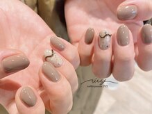 アイヴィー(IVY)/シンプルアートネイル