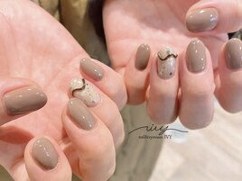 シンプルアートネイル
