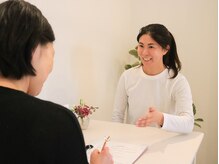 トイ(Toi)/カウンセリングの様子