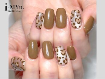 イミュー(i-MYu)/豹柄の中にハート