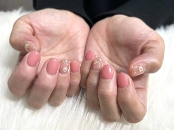 ネイルアンドアイラッシュ アール(ar)の写真/高技術をリーズナブルな価格でご提供!傷ませないパラジェル&オフ毎回無料♪250色から選べるワンカラー¥5200